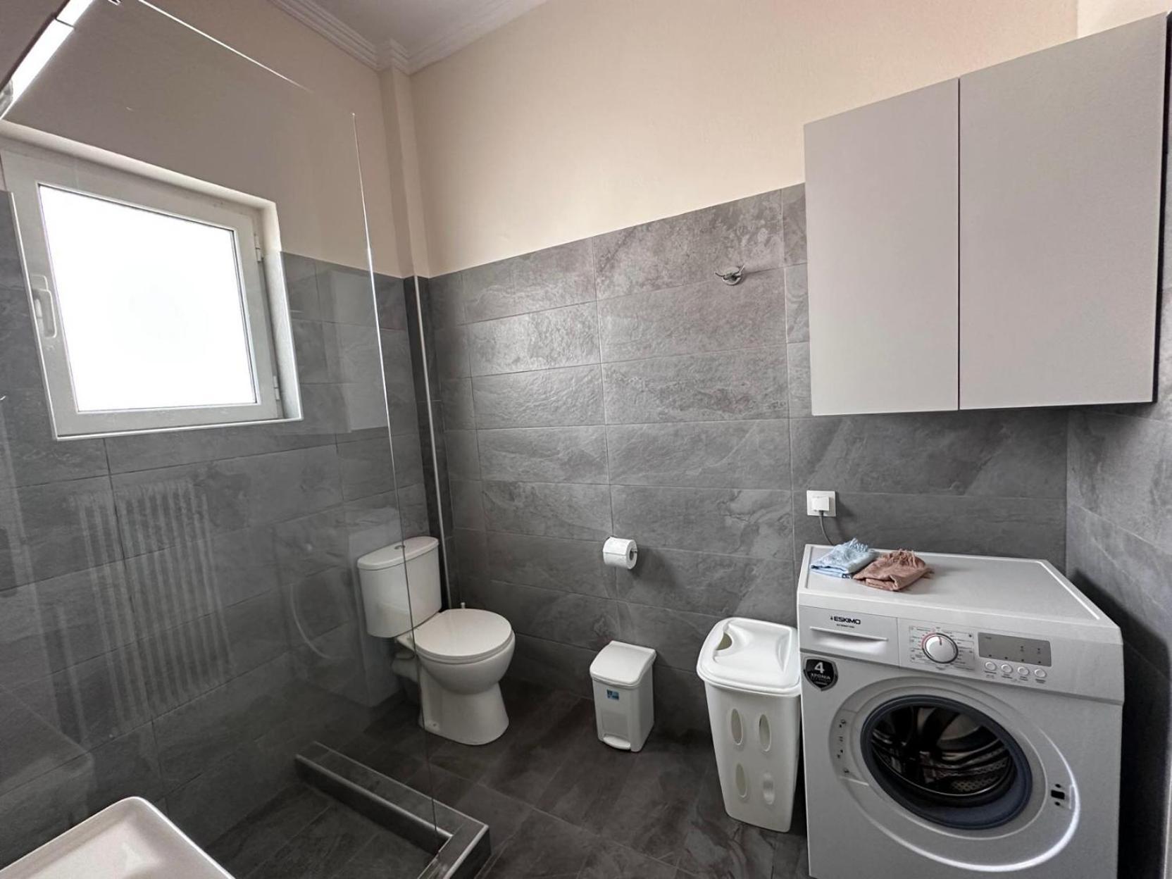Beach Front Apartment Nea Palatia Екстер'єр фото