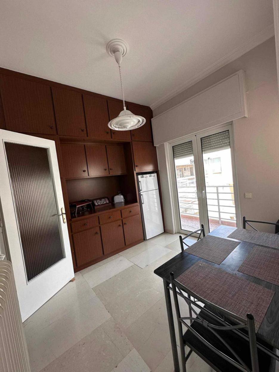 Beach Front Apartment Nea Palatia Екстер'єр фото